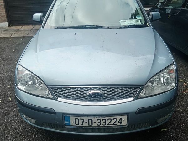 Ford Mondeo Saloon, Petrol, 2007, Blue
