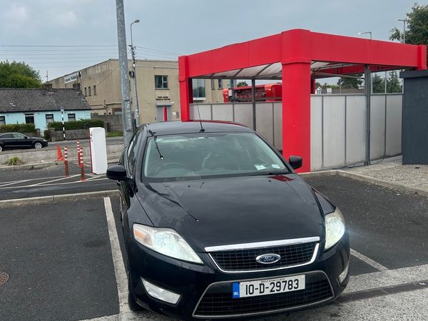 Ford Mondeo Saloon, Diesel, 2010, Black