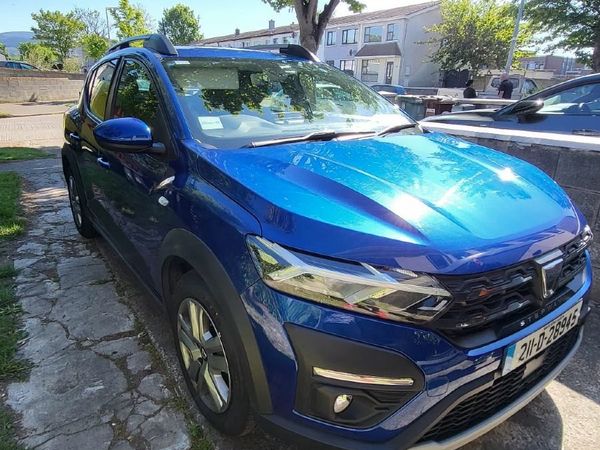 Dacia Sandero Stepway Hatchback, Petrol Gas, 2021, Blue