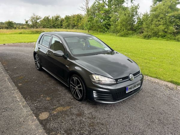 Volkswagen Golf Hatchback, Diesel, 2014, Grey