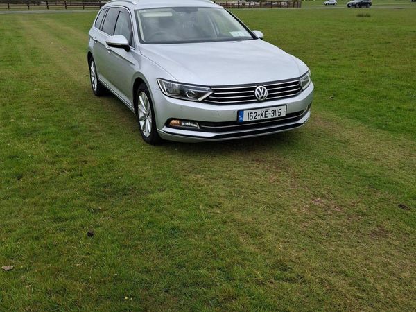 Volkswagen Passat Estate, Diesel, 2016, Silver