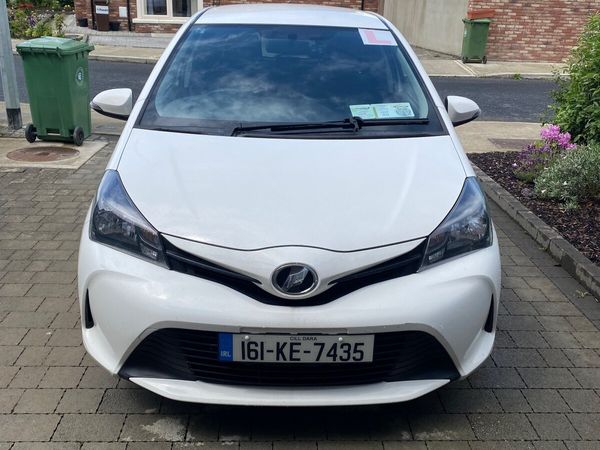 Toyota Vitz Hatchback, Petrol, 2016, White