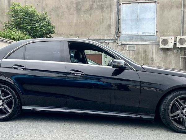 Mercedes-Benz E-Class Saloon, Diesel, 2013, Black