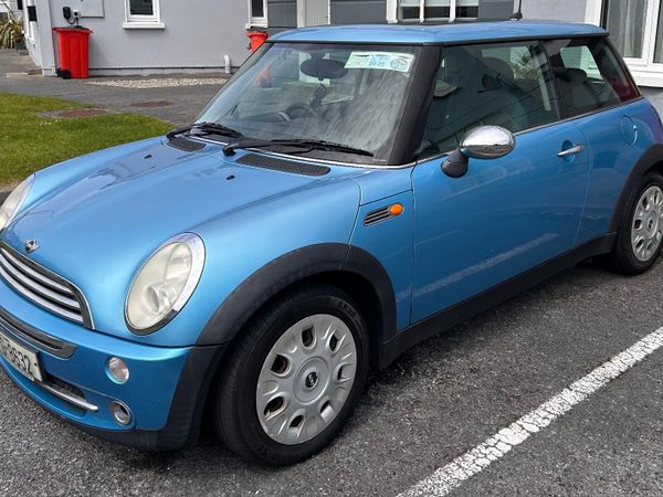 Mini One Hatchback, Petrol, 2004, Blue
