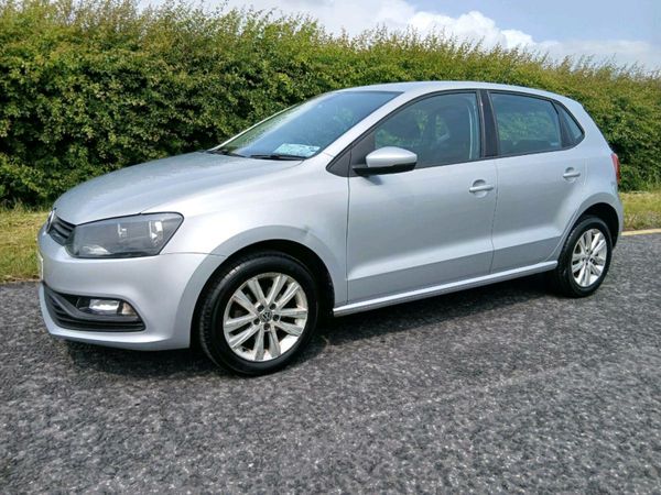 Volkswagen Polo Hatchback, Petrol, 2015, Silver