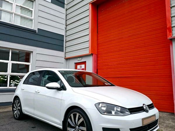 Volkswagen Golf Hatchback, Diesel, 2013, White