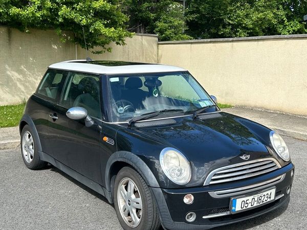 Mini Cooper Hatchback, Petrol, 2005, Black