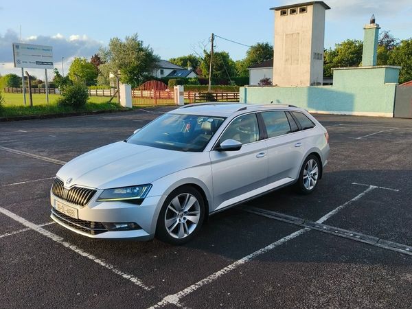 Skoda Superb Estate, Diesel, 2016, Silver