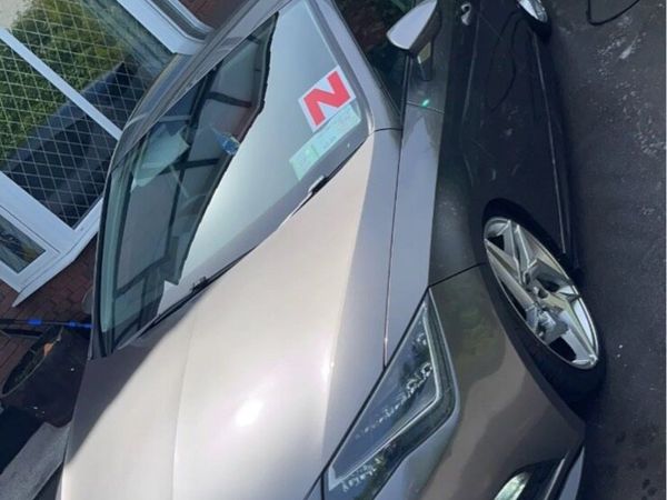 SEAT Leon Estate, Diesel, 2015, Grey