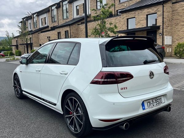 Volkswagen Golf Hatchback, Petrol, 2017, White