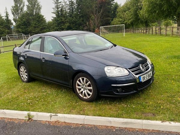 Volkswagen Jetta Saloon, Petrol, 2009, Blue