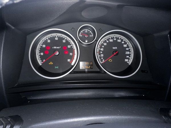 Opel Zafira MPV, Petrol, 2008, Silver