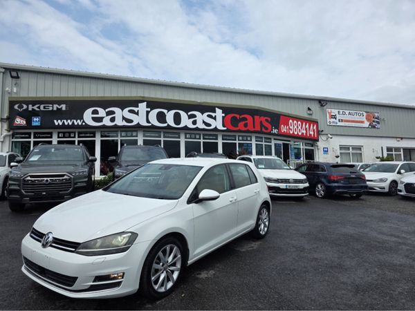 Volkswagen Golf Hatchback, Petrol, 2014, White