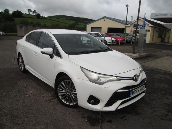 Toyota Avensis Saloon, Diesel, 2015, White