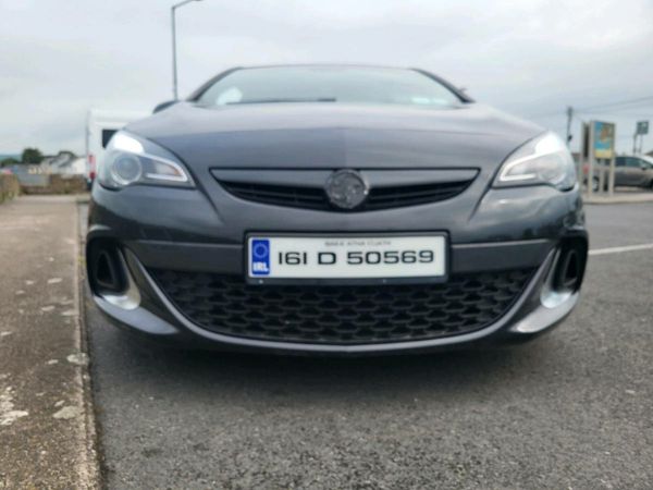 Vauxhall Astra Hatchback, Petrol, 2016, Black