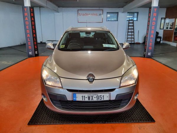 Renault Megane Estate, Diesel, 2011, Gold