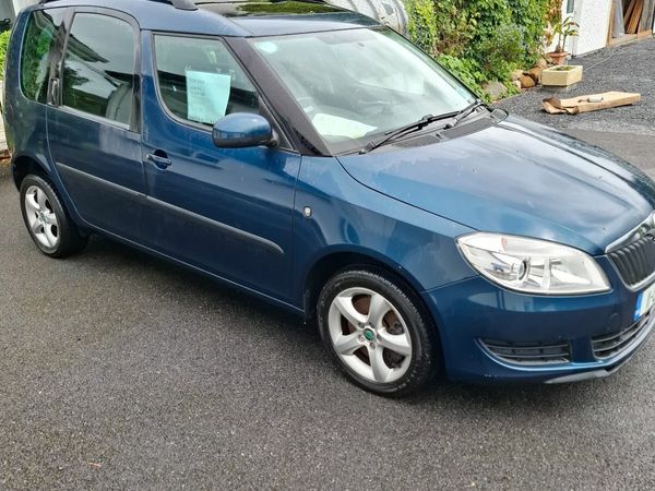 Skoda Roomster MPV, Petrol, 2011, Blue