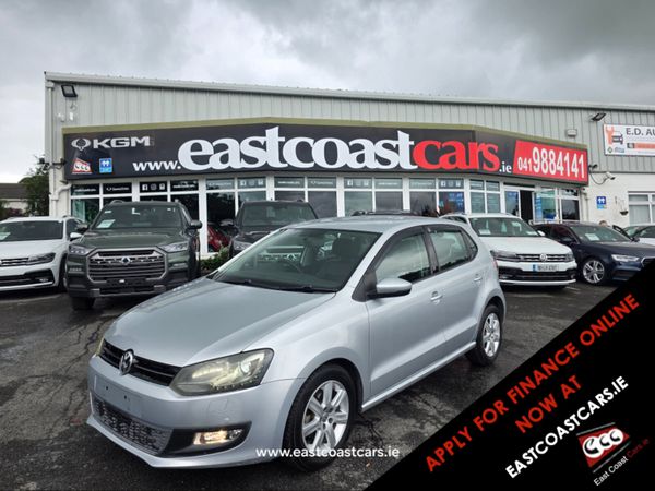 Volkswagen Polo Hatchback, Petrol, 2011, Silver