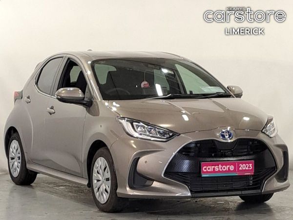Toyota Yaris Hatchback, Petrol Hybrid, 2023, Grey