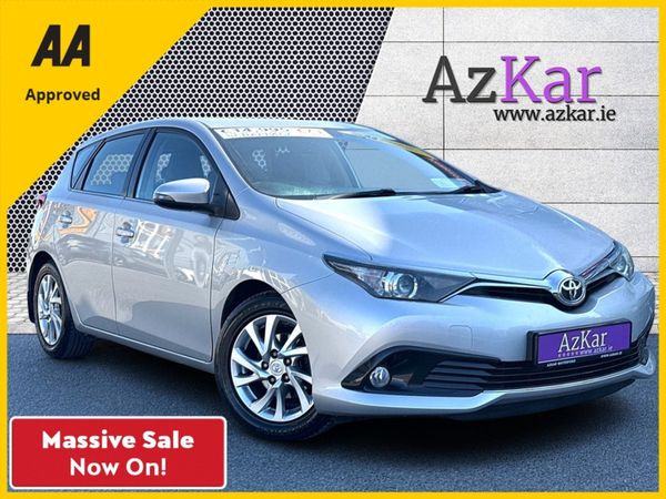 Toyota Auris Hatchback, Diesel, 2017, Grey