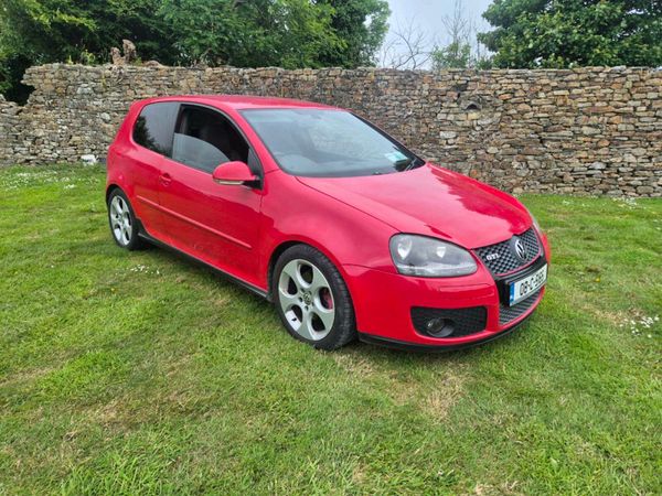 Volkswagen Golf Hatchback, Petrol, 2008, Red