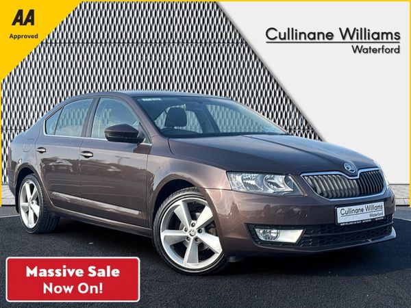 Skoda Octavia Hatchback, Diesel, 2014, Brown