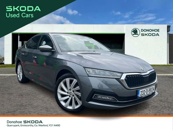Skoda Octavia Saloon, Diesel, 2023, Grey