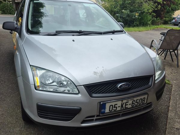 Ford Focus Hatchback, Petrol, 2005, Silver