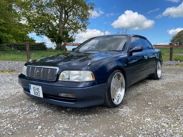 Toyota Crown Saloon, Petrol, 1992, Blue
