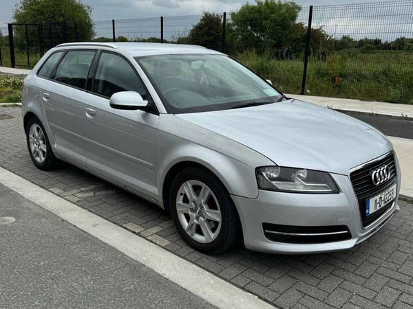 Audi A3 Hatchback, Diesel, 2011, Silver
