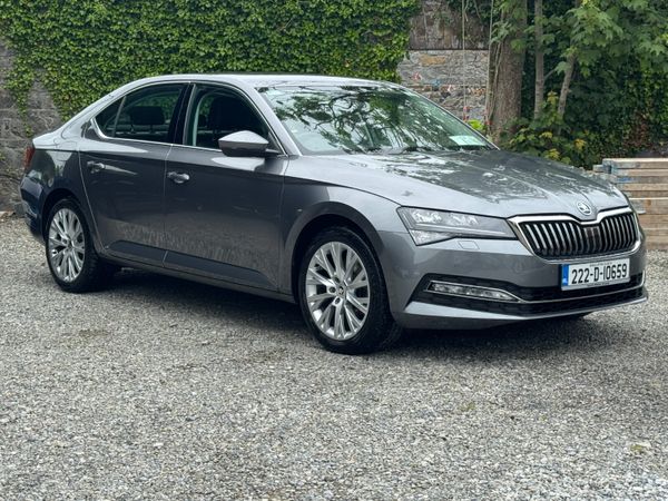 Skoda Superb Saloon, Petrol, 2022, Grey