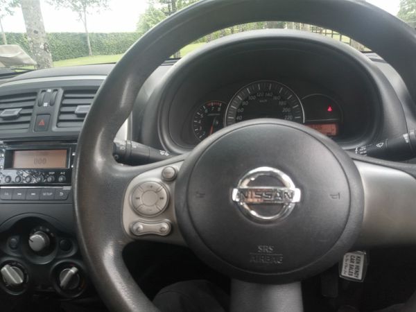 Nissan Micra Hatchback, Petrol, 2014, Red