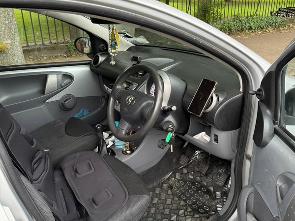 Toyota Aygo Hatchback, Petrol, 2008, Silver