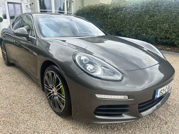 Porsche Panamera Hatchback, Petrol Plug-in Hybrid, 2015, Grey