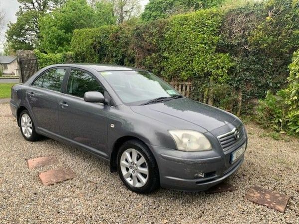Toyota Avensis Saloon, Petrol, 2005, Grey