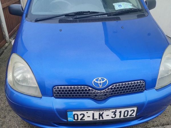 Toyota Yaris Hatchback, Petrol, 2002, Blue