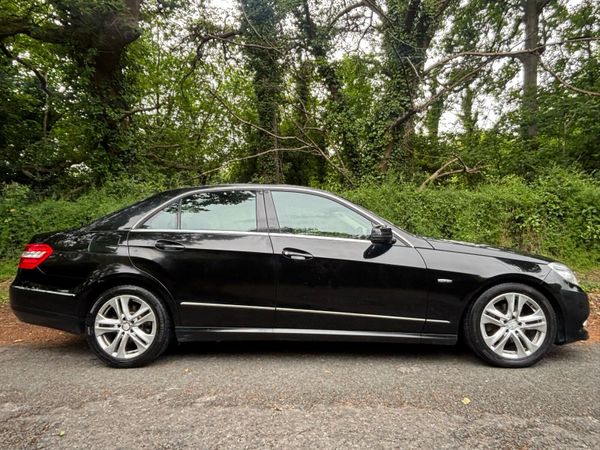 Mercedes-Benz E-Class Saloon, Diesel, 2010, Black