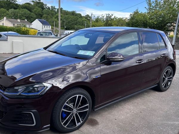 Volkswagen Golf Hatchback, Petrol Plug-in Hybrid, 2017, Black
