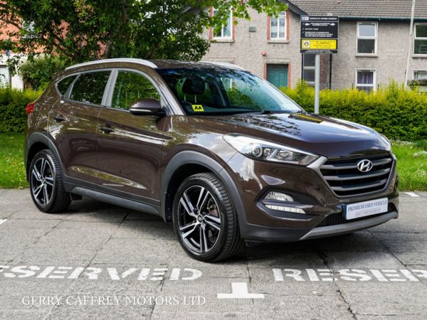 Hyundai Tucson MPV, Diesel, 2017, Brown