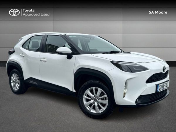 Toyota Yaris Cross Hatchback, Hybrid, 2022, White
