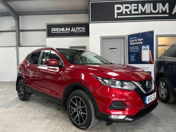 Nissan Qashqai MPV, Petrol, 2018, Red