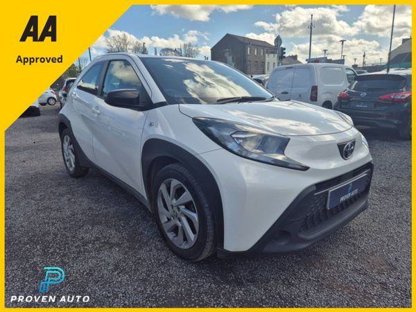 Toyota Aygo Hatchback, Petrol, 2022, White
