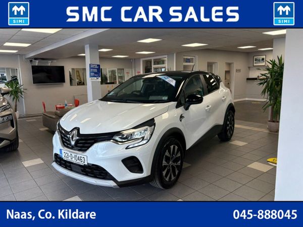 Renault Captur Hatchback, Petrol, 2022, White