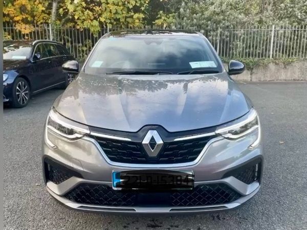 Renault Arkana Hatchback, Petrol, 2022, Grey