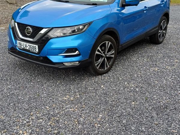 Nissan Qashqai Hatchback, Diesel, 2019, Blue