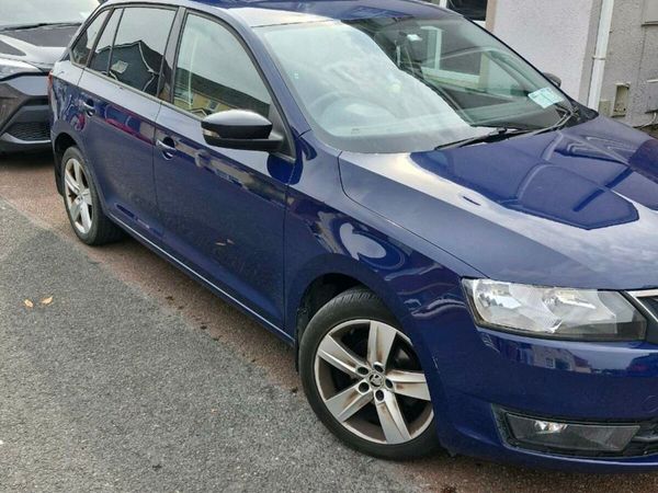 Skoda Rapid Hatchback, Petrol, 2016, Blue
