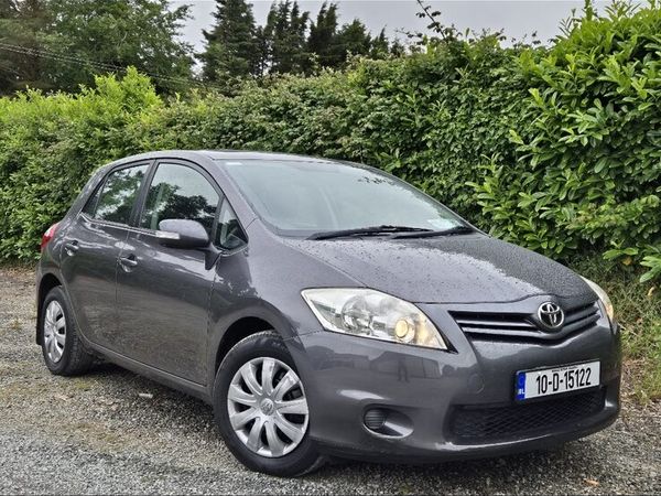 Toyota Auris Hatchback, Petrol, 2010, Grey