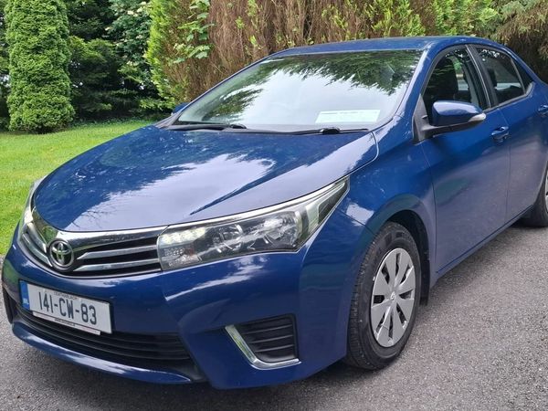 Toyota Corolla Saloon, Diesel, 2014, Blue