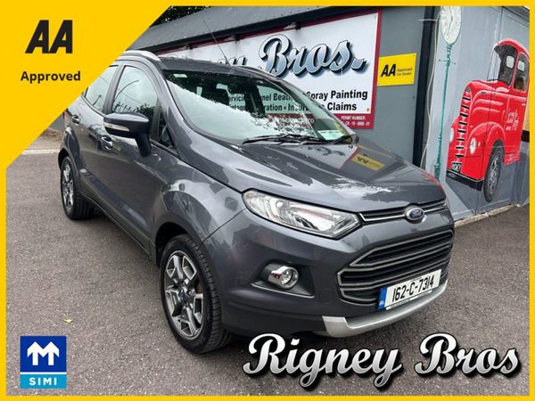 Ford EcoSport Hatchback, Petrol, 2016, Grey