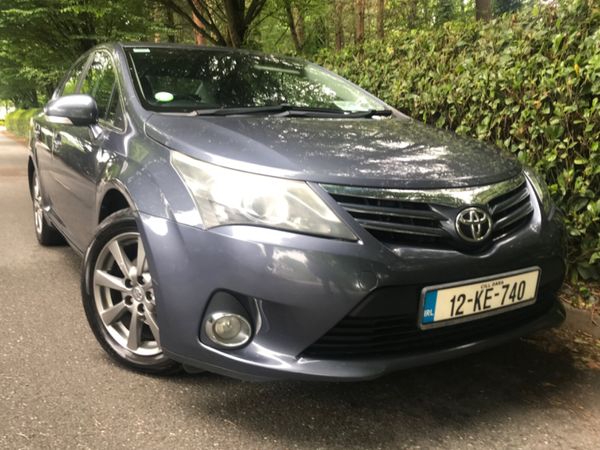 Toyota Avensis Saloon, Diesel, 2012, Blue
